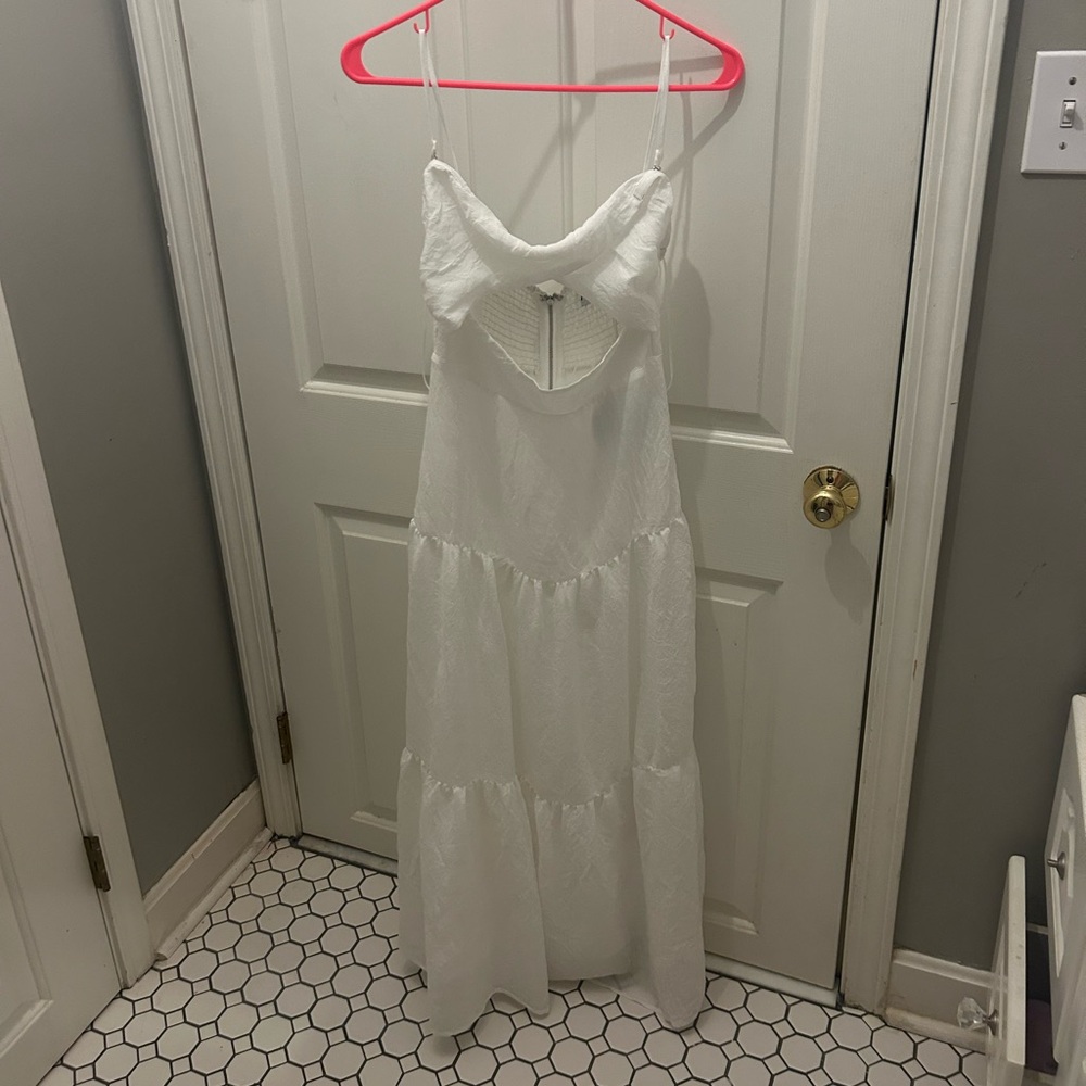 Princess polly Allie Maxi Dress White Size US 4 NOT WORN WITH TAGS